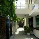 Hotel Chalet At Saket Near Pvr Cinema