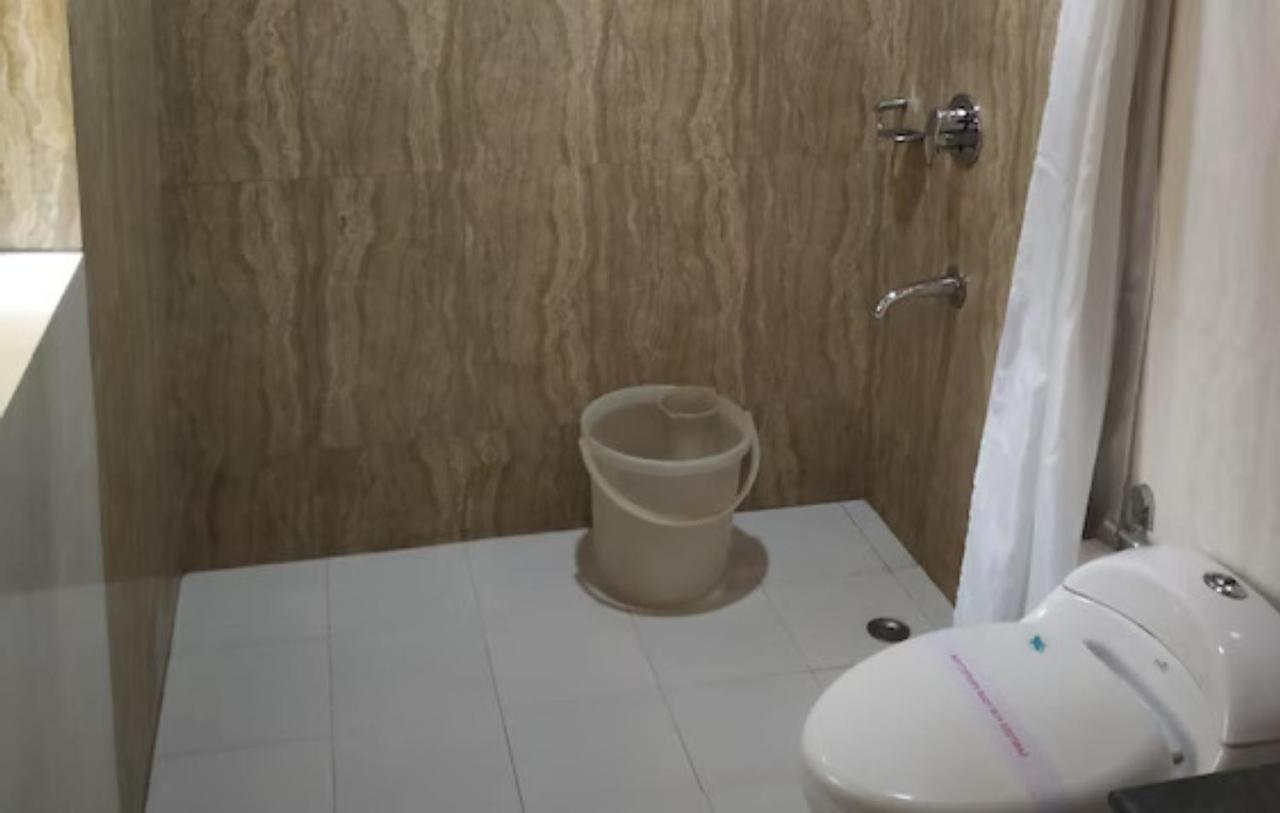 Chalet At Saket Near Pvr Cinema Hotel